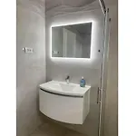 Blizina Mora Ii Modern Retreat Vir