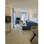 Blizina Mora Ii Modern Retreat * Vir