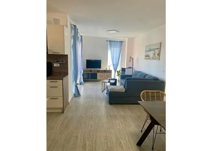 Blizina Mora Ii Modern Retreat * Vir